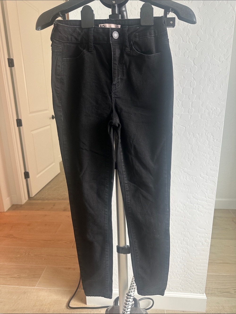 SO Black Skinny Women's Jeans - Classic Slim Fit